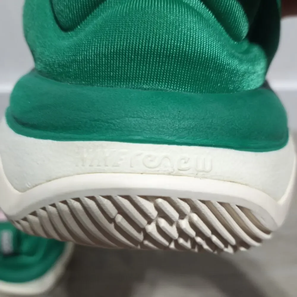 Nike Giannia Immortality 3 